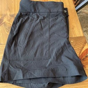 Athleta hiking shorts